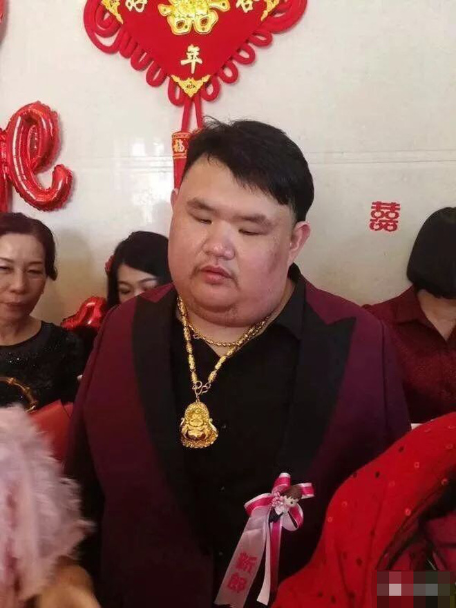 Lấy phú nhị đại xấu trai, hot girl xứ Trung vẫn quả quyết yêu thật lòng không màng vật chất